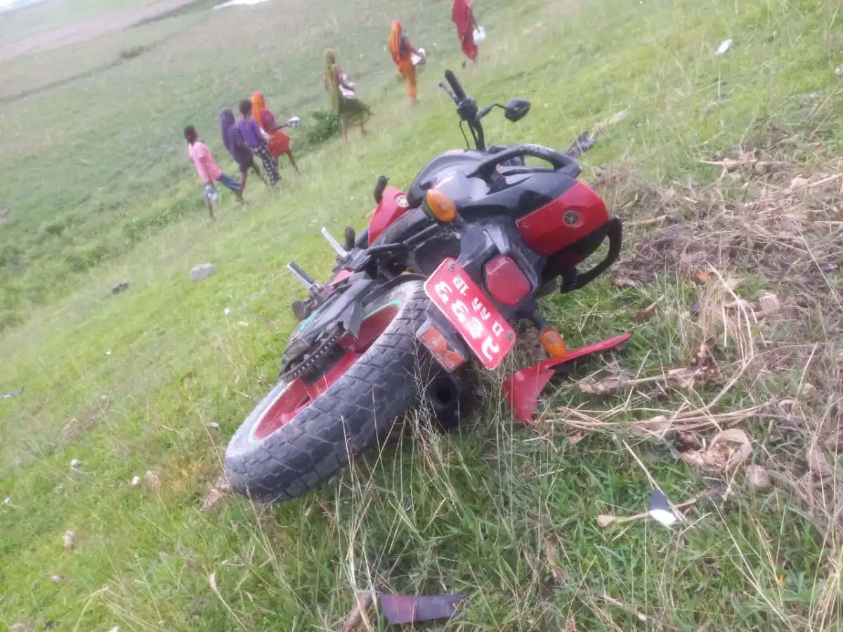 भारदहको कोशी बाँधमा बिहानको दुर्घटनाः एकको मृत्यु, दुई अस्पतालमा