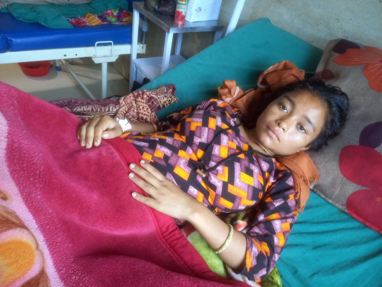 सप्तरीको रुपनीमा गर्भवती महिलामाथि कुटपिट, गर्भमा रहेका शिशुमा असर