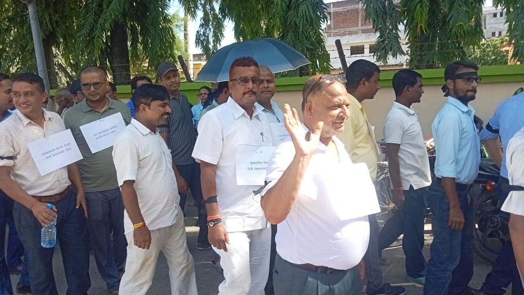 प्याब्सन र नेपाल प्याब्सनद्वारा विशाल रैली, निजी विद्यालयका माग सम्बोधन गर्न सरकारलाई आग्रह