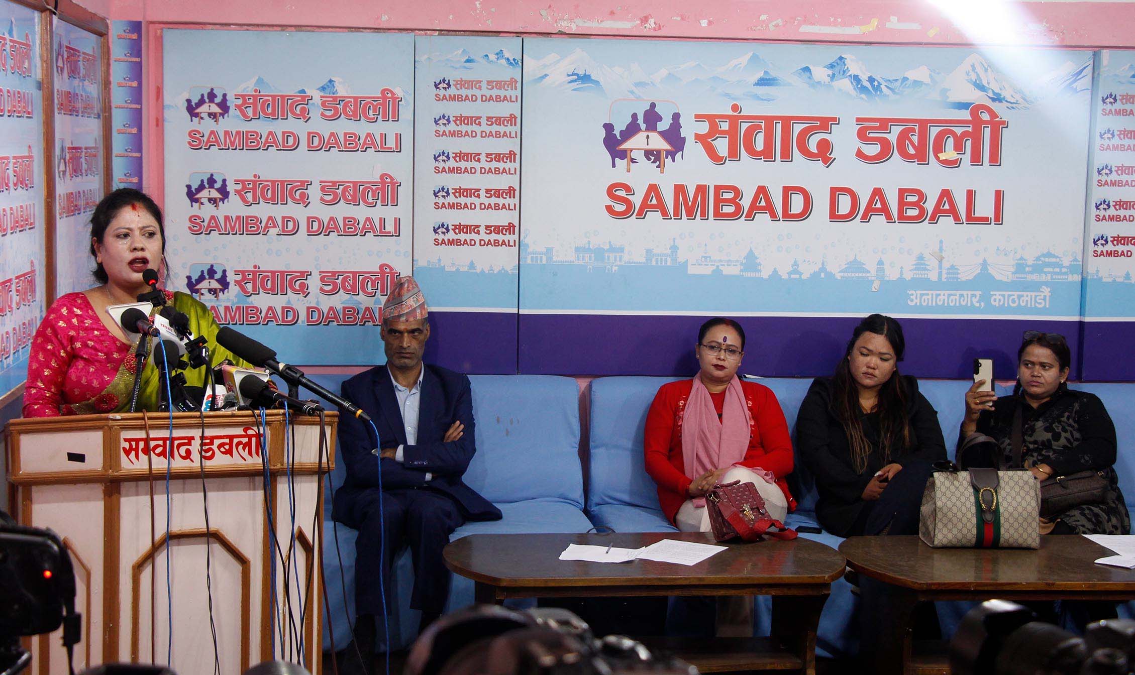 बलात्कार, भ्रूण हत्या र डाँका चोरीको आरोपित महेश बस्नेतलाई किन पक्राउ नगरेकोः सोभा पाठकको प्रश्न