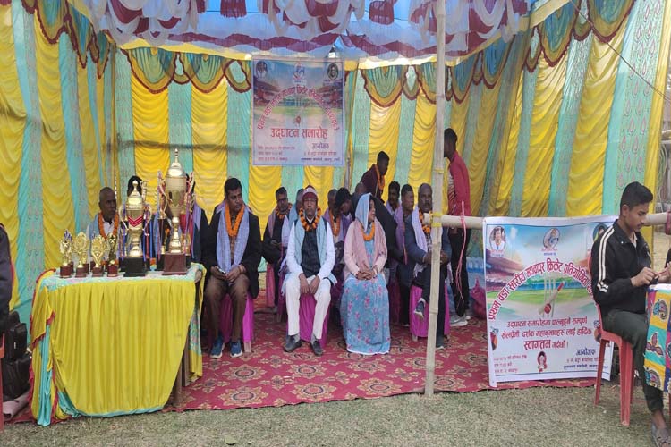 मधवापुरमा प्रथम वडा स्तरीय क्रिकेट प्रतियोगिता सुरु