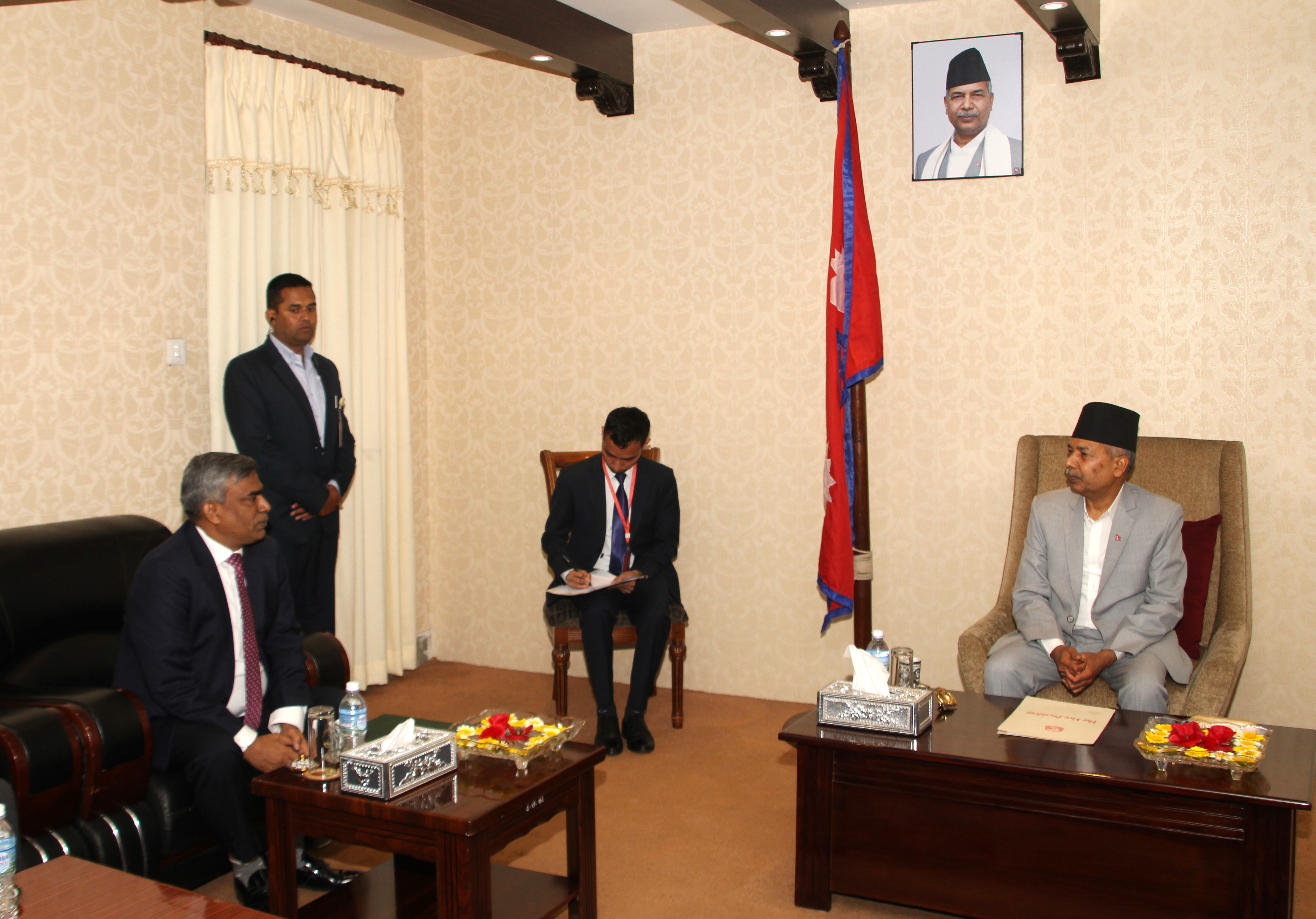 उपराष्ट्रपति यादवसँग बंगलादेशी राजदूत रहमानको शिष्टाचार भेट