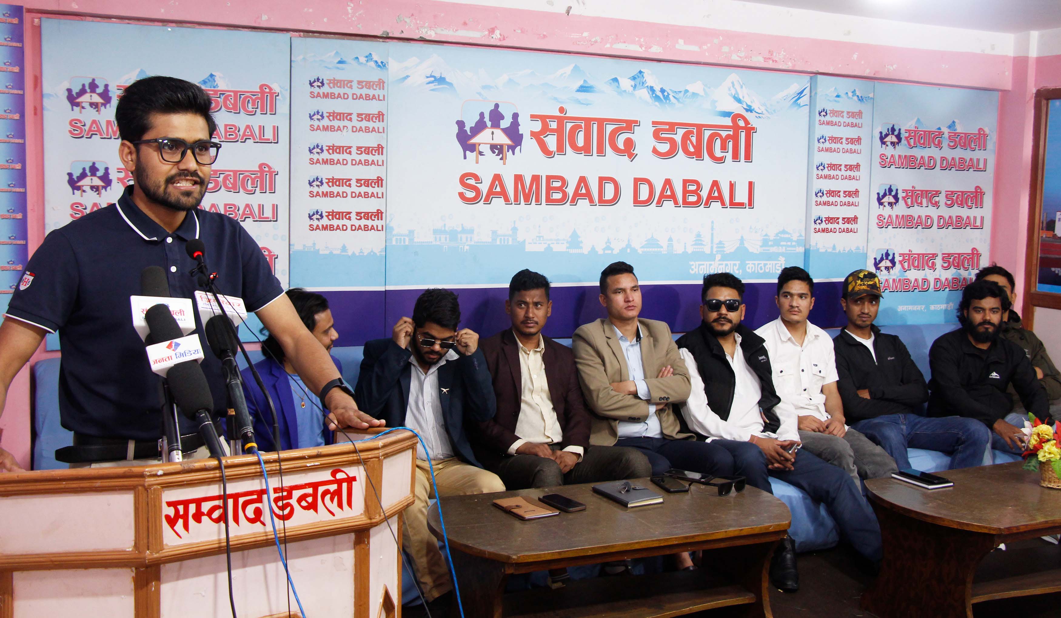 इन्धन मूल्य नघटाए आयल निगम घेराउ गर्ने जेनजीको चेतावनी